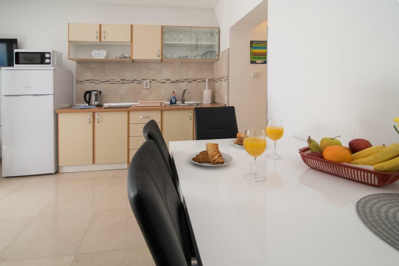 Apartments Braut Krk Krk Town Luaran gambar
