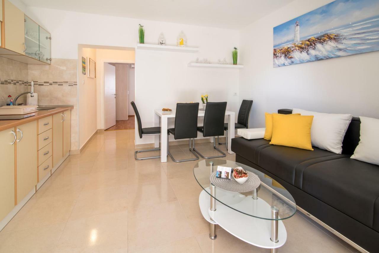 Apartments Braut Krk Krk Town Luaran gambar